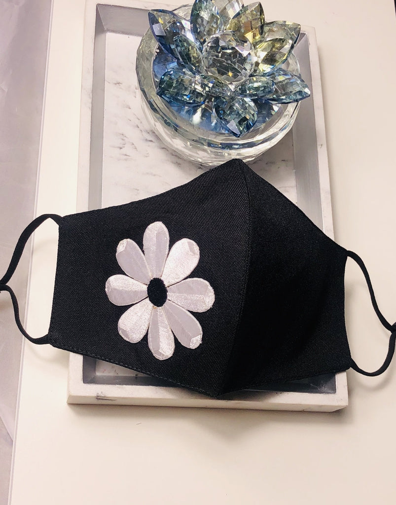 Face Mask - White Daisy - Hot L.A. Fashion 
