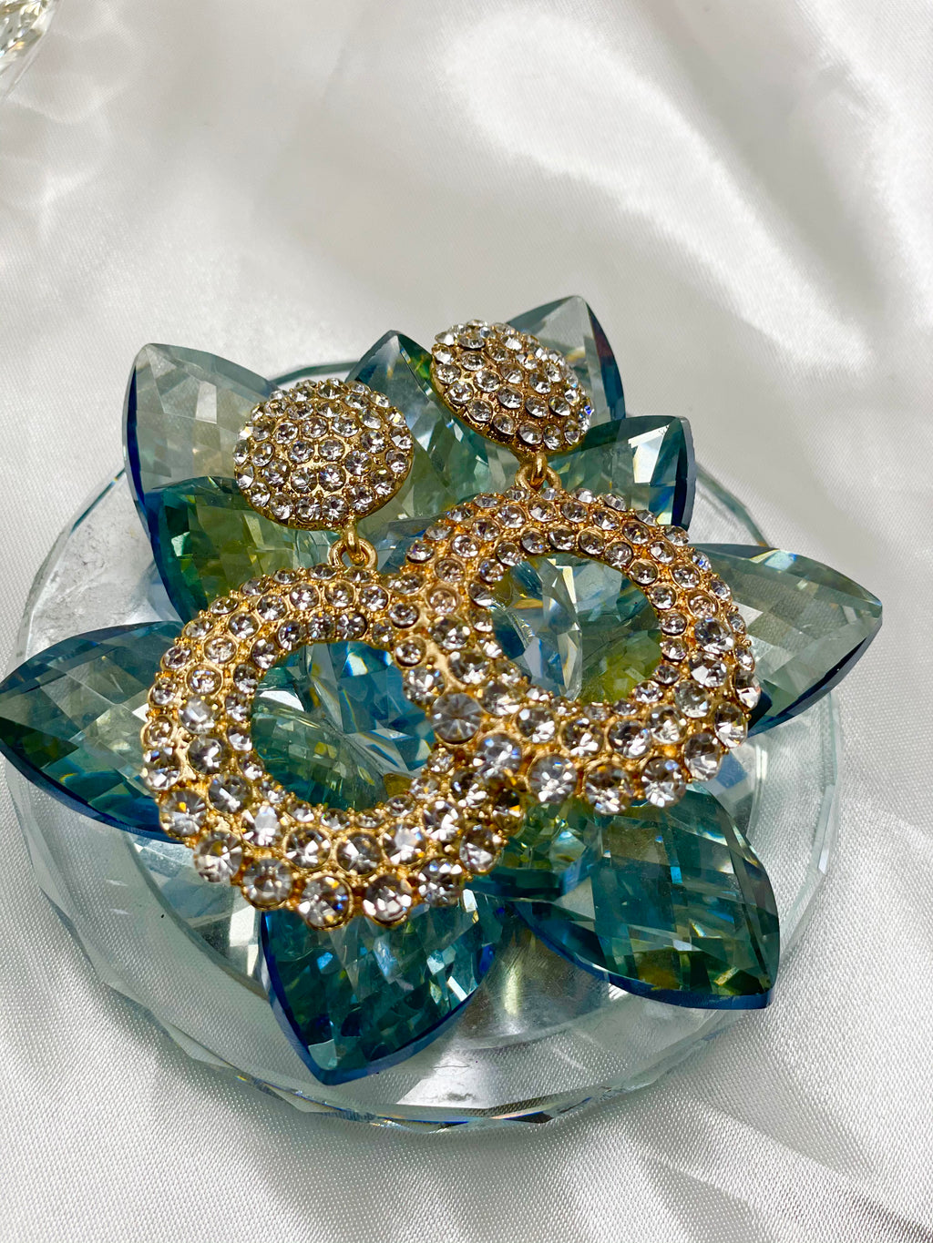 Chic Round Earrings - Gold