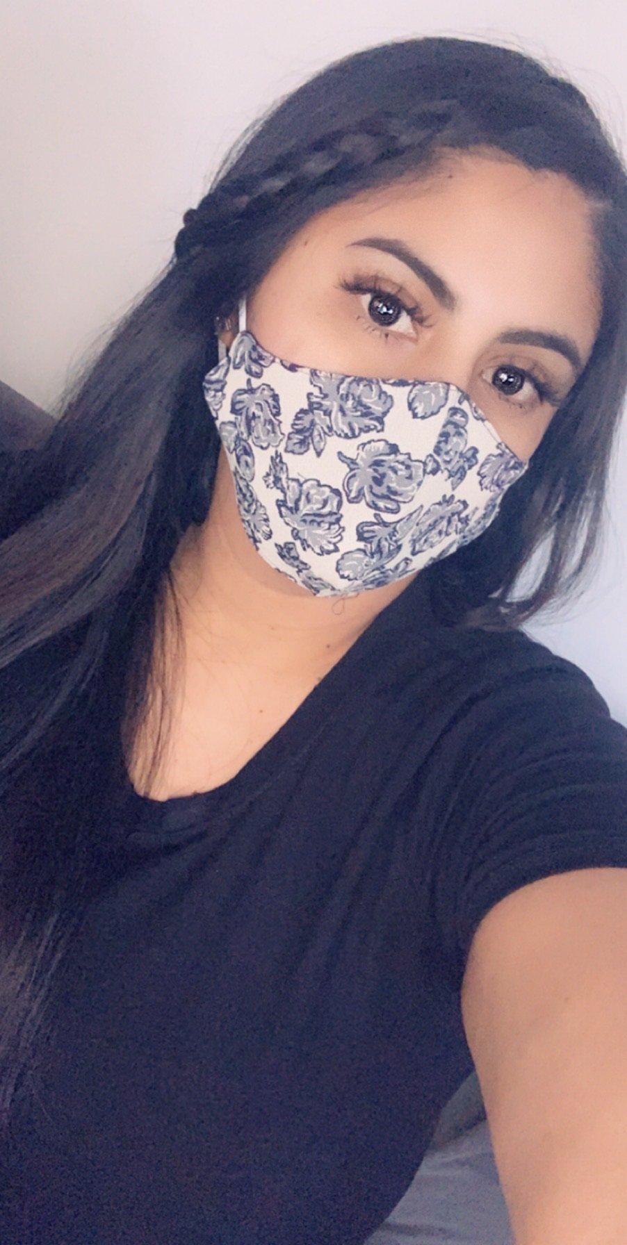 Face Mask - Floral Navy & White - Hot L.A. Fashion 