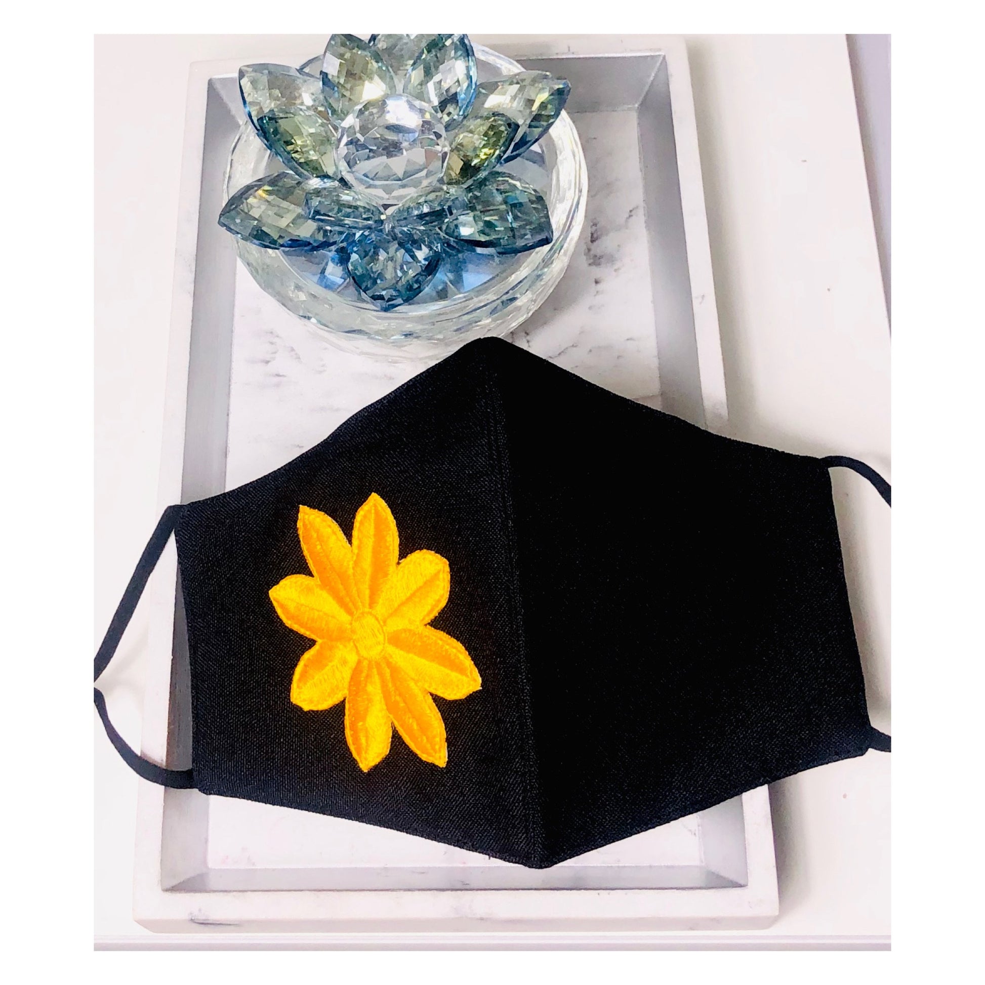 Face Mask - Yellow Daisy - Hot L.A. Fashion 