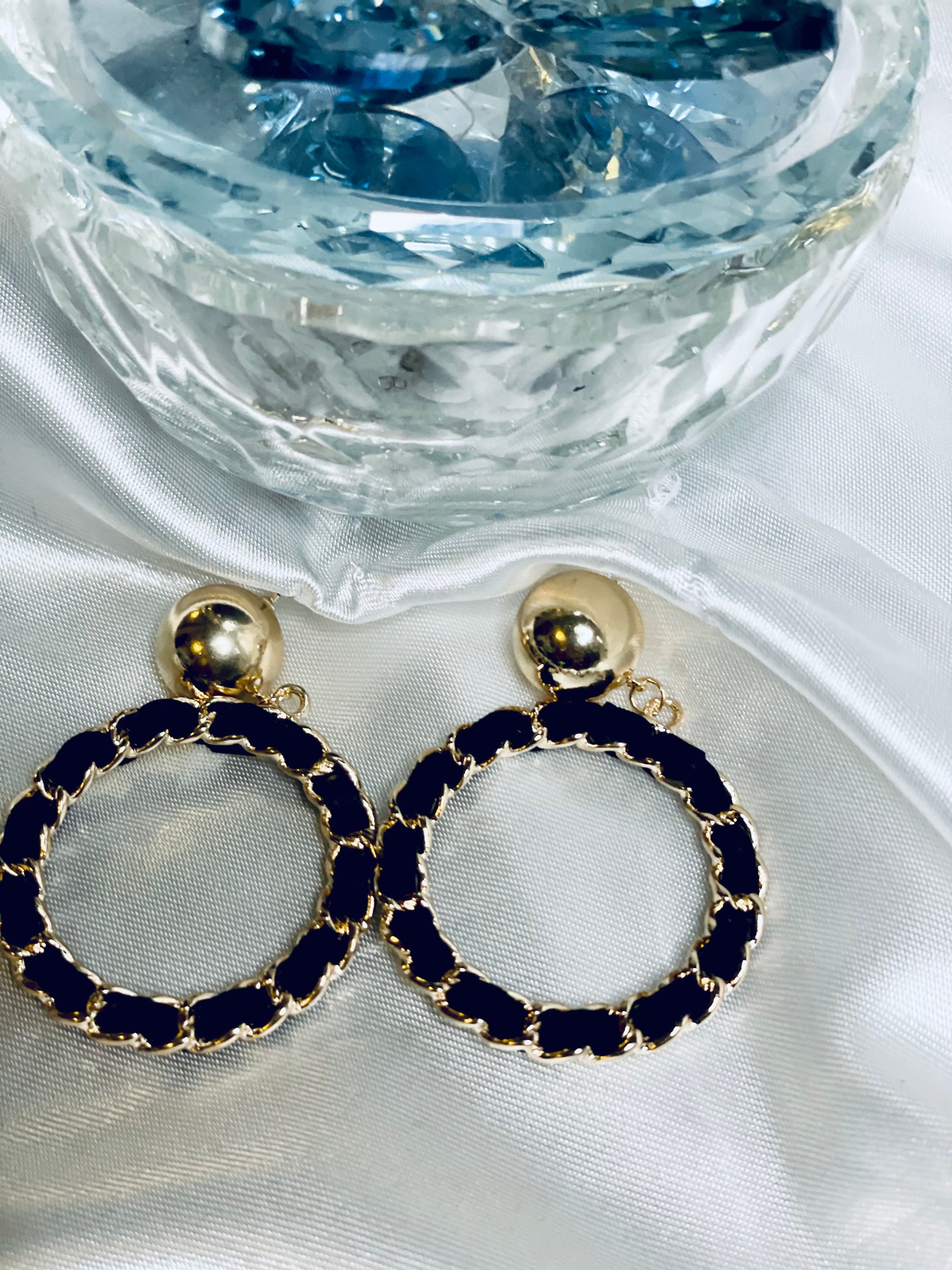Circle Chain Drop Earrings - Black/Gold